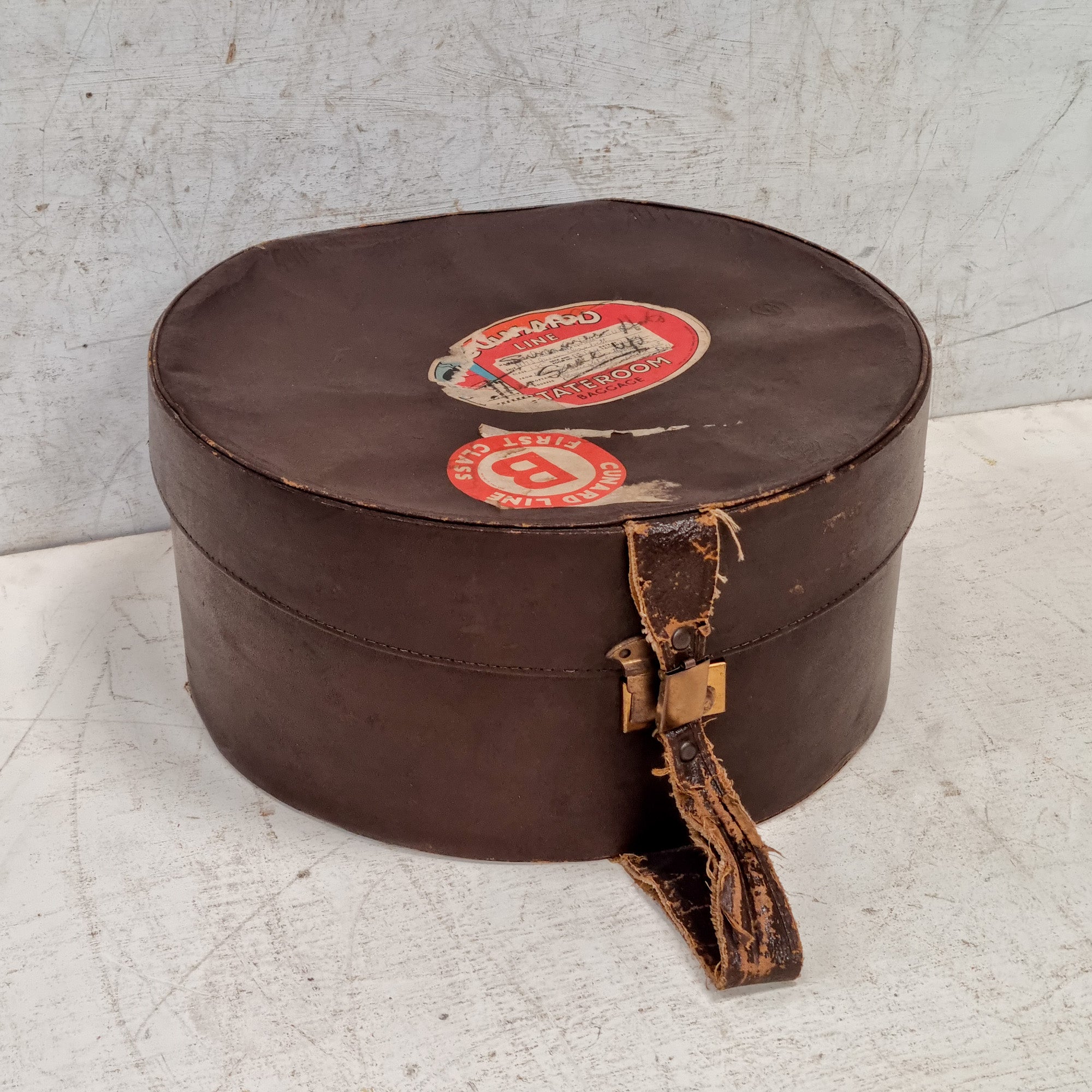 Vintage Hat Box - Main Image