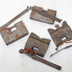 Vintage Iron Padlock - Medium