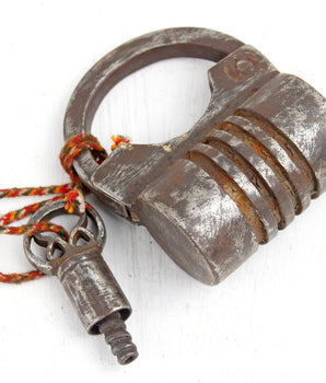 Antique Screw Padlock - Medium