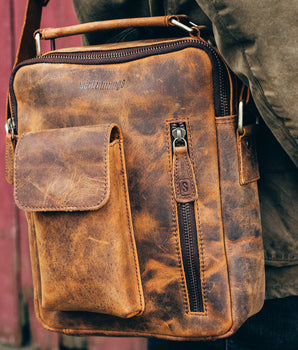 Men's Leather Shoulder Bag - The Indy