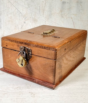 Large Vintage Shaving Box