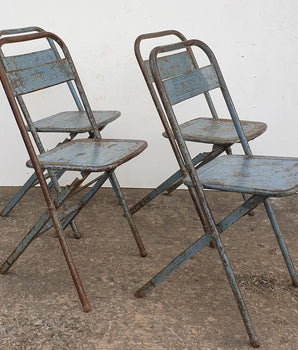 vintage-blue-chairs-01