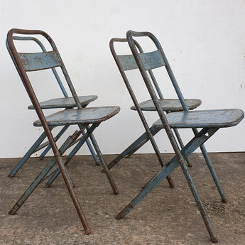 vintage-blue-chairs-03