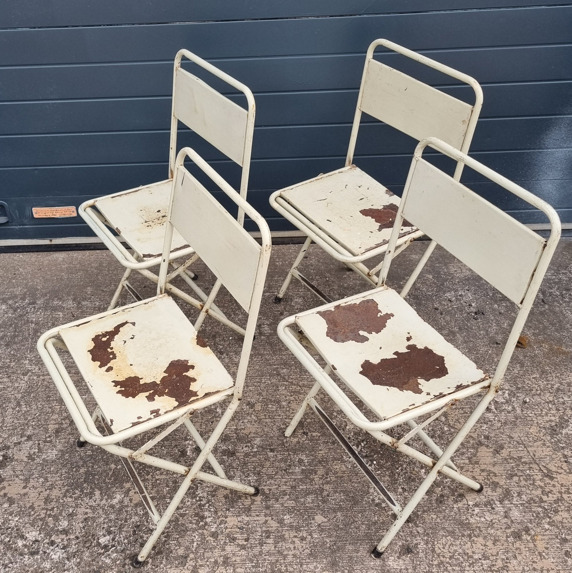 Vintage White Metal Folding Chair seats Scaramanga
