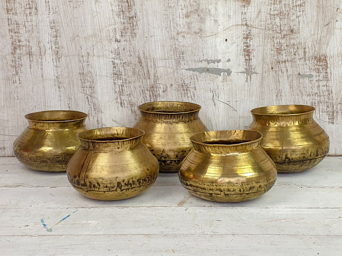 Barss Pot Antique Brass Pot | Vintage Interiors | Scaramanga