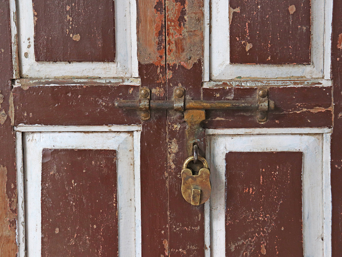 Vintage Brown Window Frame | rustic salvage | Scaramanga