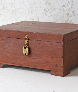 Vintage Memory Chest