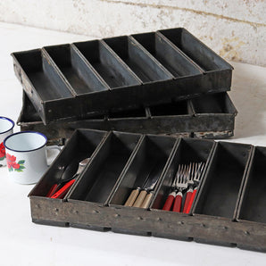 Repurposed Bread Tin - 6 Compartments