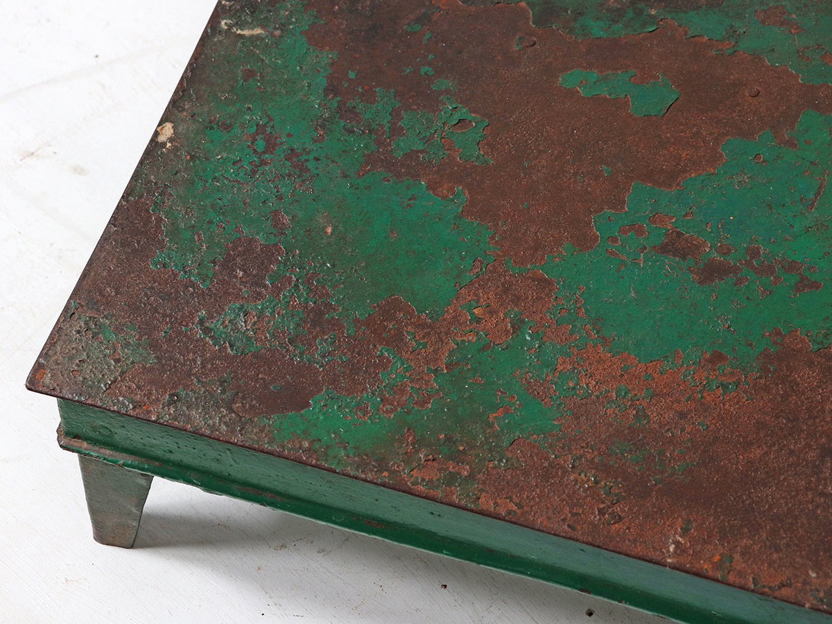 Old Rustic Metal Table | Scaramanga