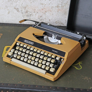 Old Wilding Typewriter