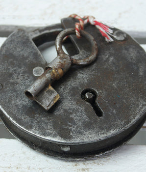 Antique Padlock - Extra Large Iron