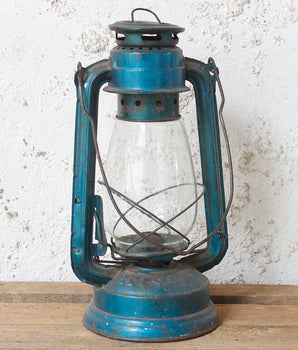 Old Blue Storm Lamp