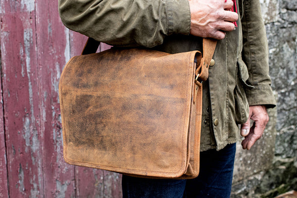 Seconds 15 Inch Leather Messenger Bag