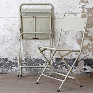 Set Of 4 Vintage White Metal Folding Chairs