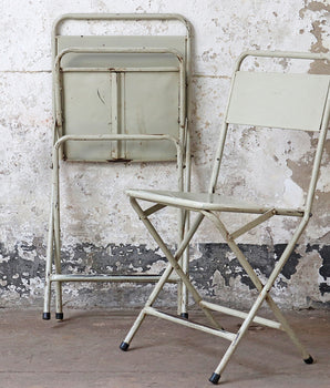 Set Of 4 Vintage White Metal Folding Chairs
