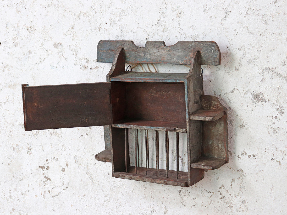 Small Old Wall Rack | Vintage storage | Scaramanga