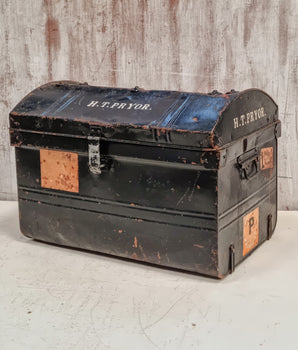 Shabby Chic Vintage Trunk