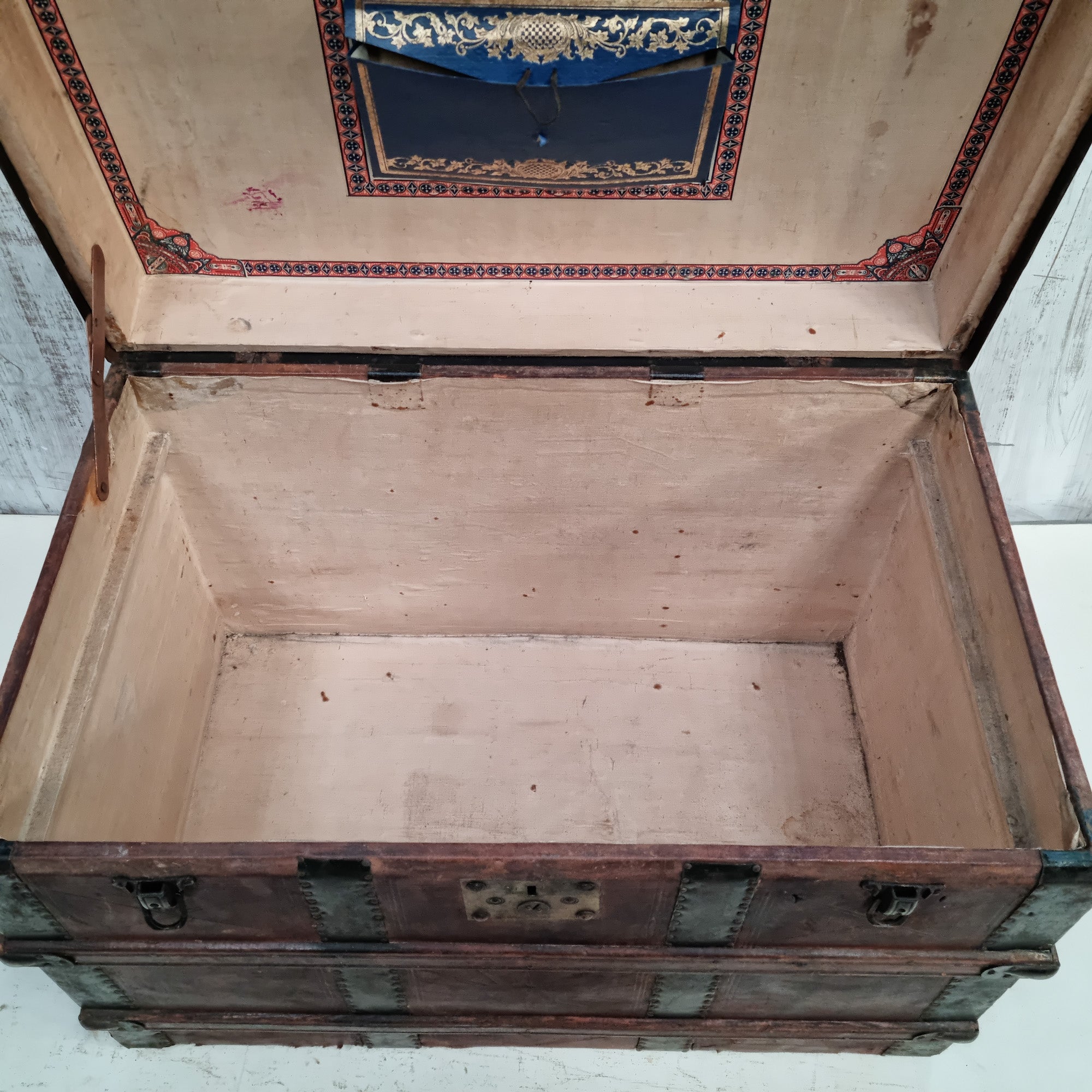 Travel Trunk Rococo Large Leather Antique Travel Trunk