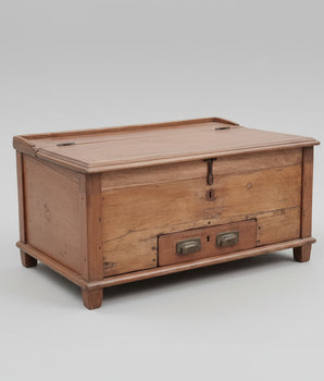 Vintage Coffee Table With Drawer