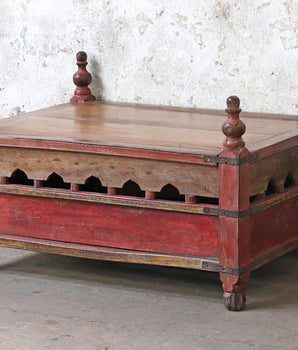 Jhula Vintage Coffee Table