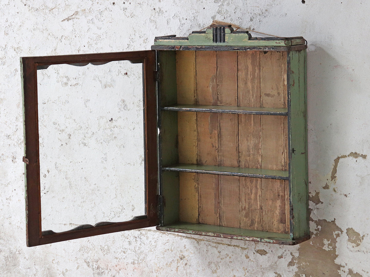 Green Art Deco Wall storage Scaramanga